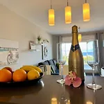 Apartment Nova Paradise *