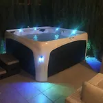 Nova Paradise Apartment *