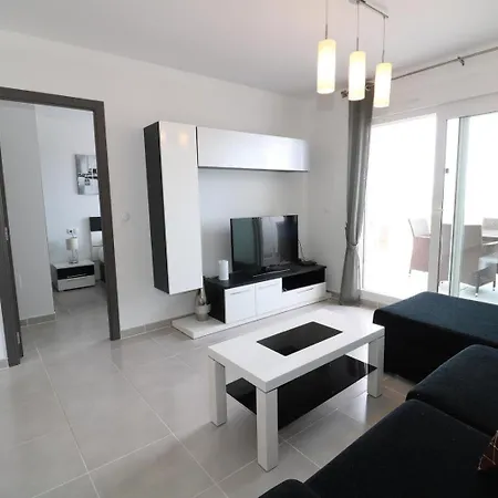 Nova Paradise Apartment
